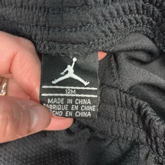 Jordan Kids Red and Black Tank Top and Shorts Set size 12 months - Picture 9 of 10